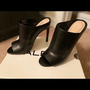 Aldo Paenia black heels